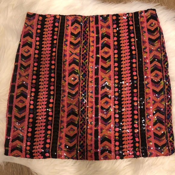 Aztec Print // Sequin Skirt - Picture 2 of 4